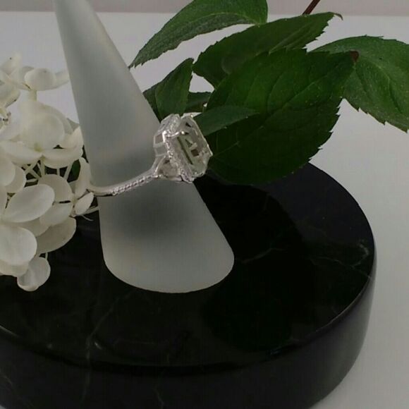 Green Amethyst Ring 3.3 Carats tw Size 6-1/4 - Picture 5 of 7